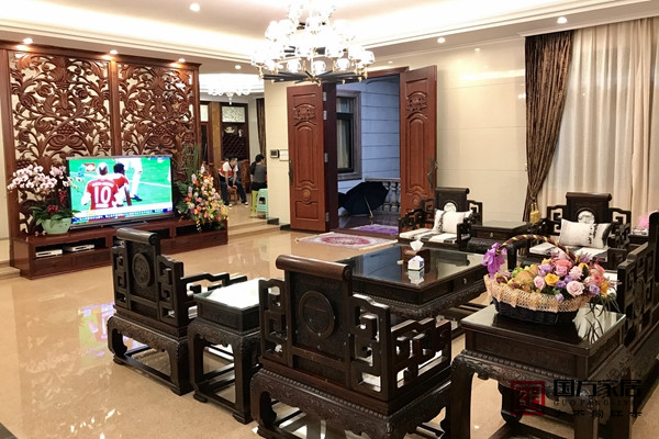 成都胡小姐家的國(guó)方家具 成都胡小姐家的國(guó)方家具