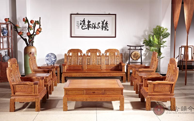 中如意沙發(fā)